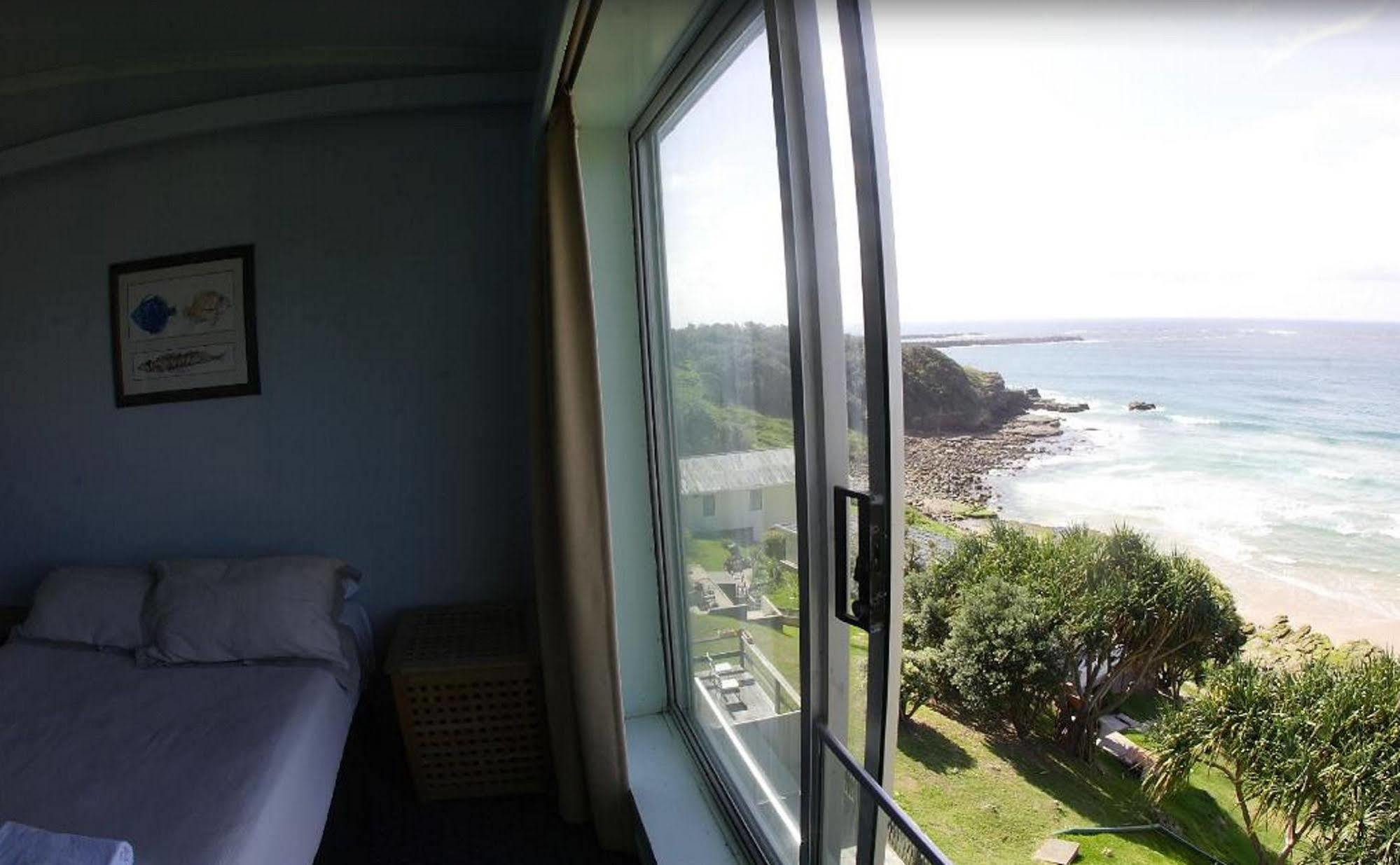 Pacific Hotel 4*